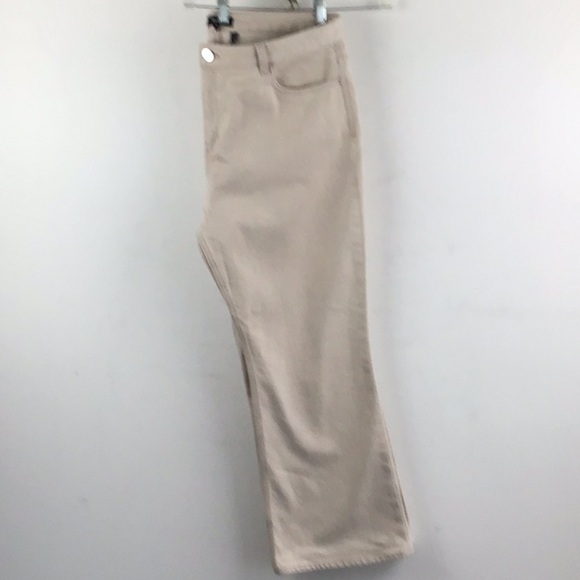 Theory Kick Denim Size 32 Ivory Off White 5-Pocket Boot/flare Cropped Je… - Picture 7 of 10